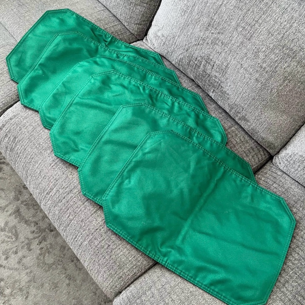 Set of 6 Vintage Green Cloth Octagonal Placemats